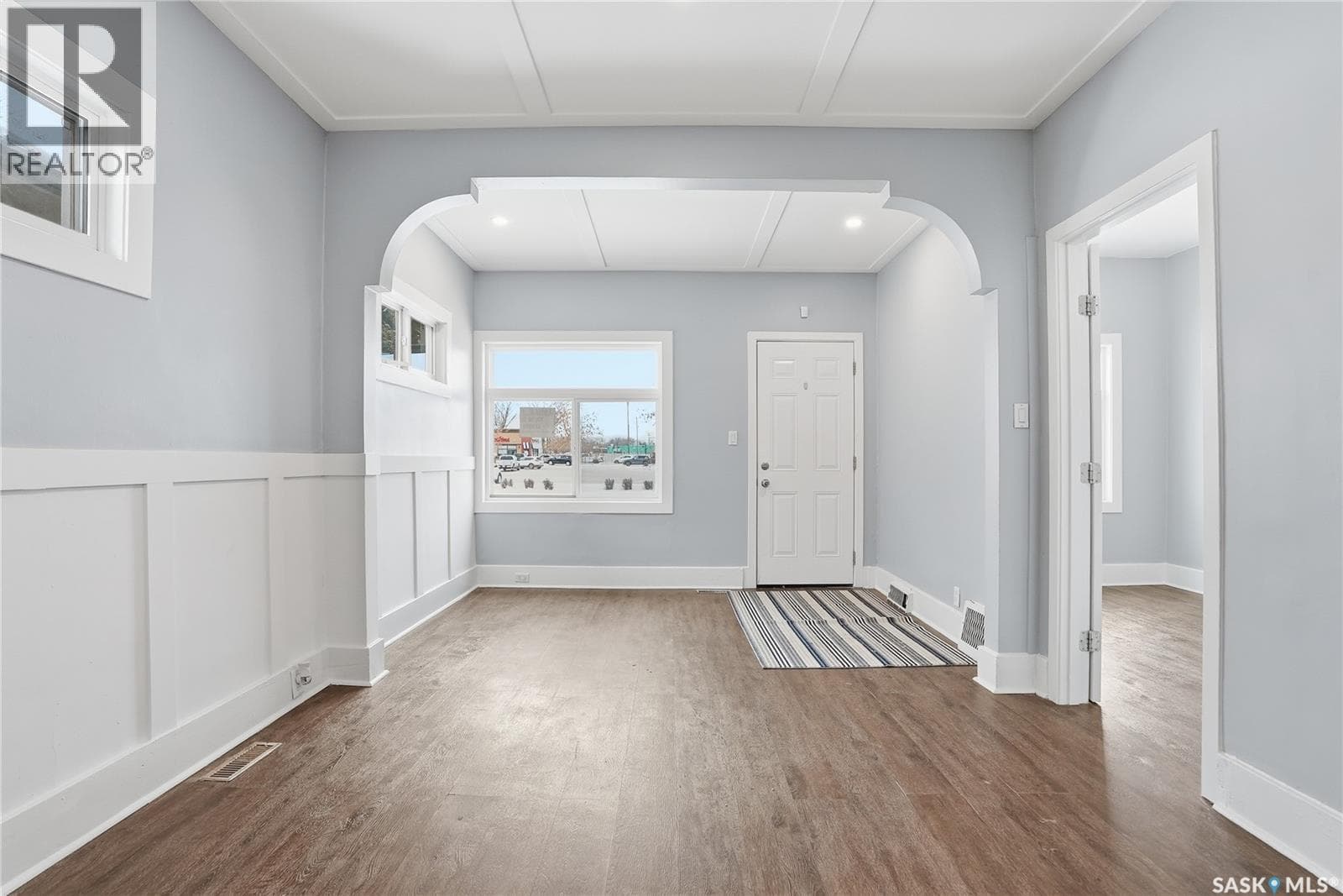 110 AVENUE F — photo 5