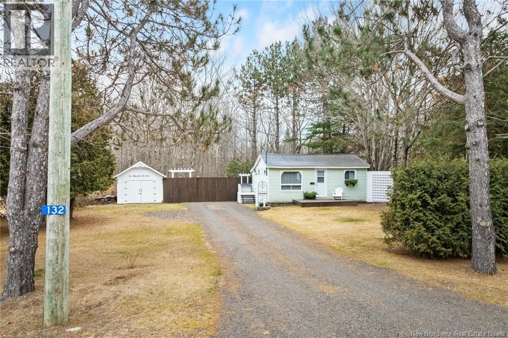 132 POST ROAD, New Brunswick — photo 4