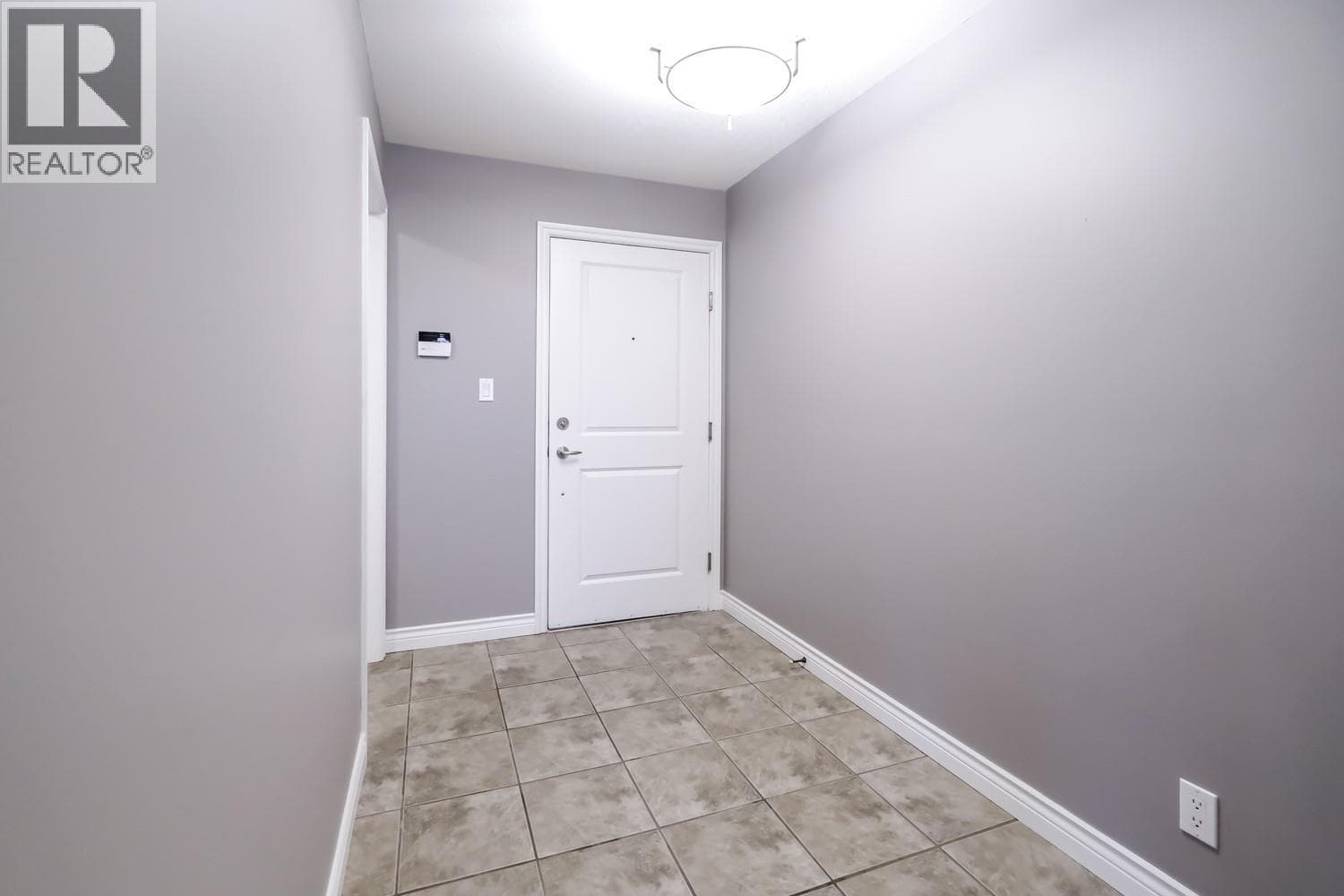 764 GOVERNMENT Street Unit# 101 — photo 3