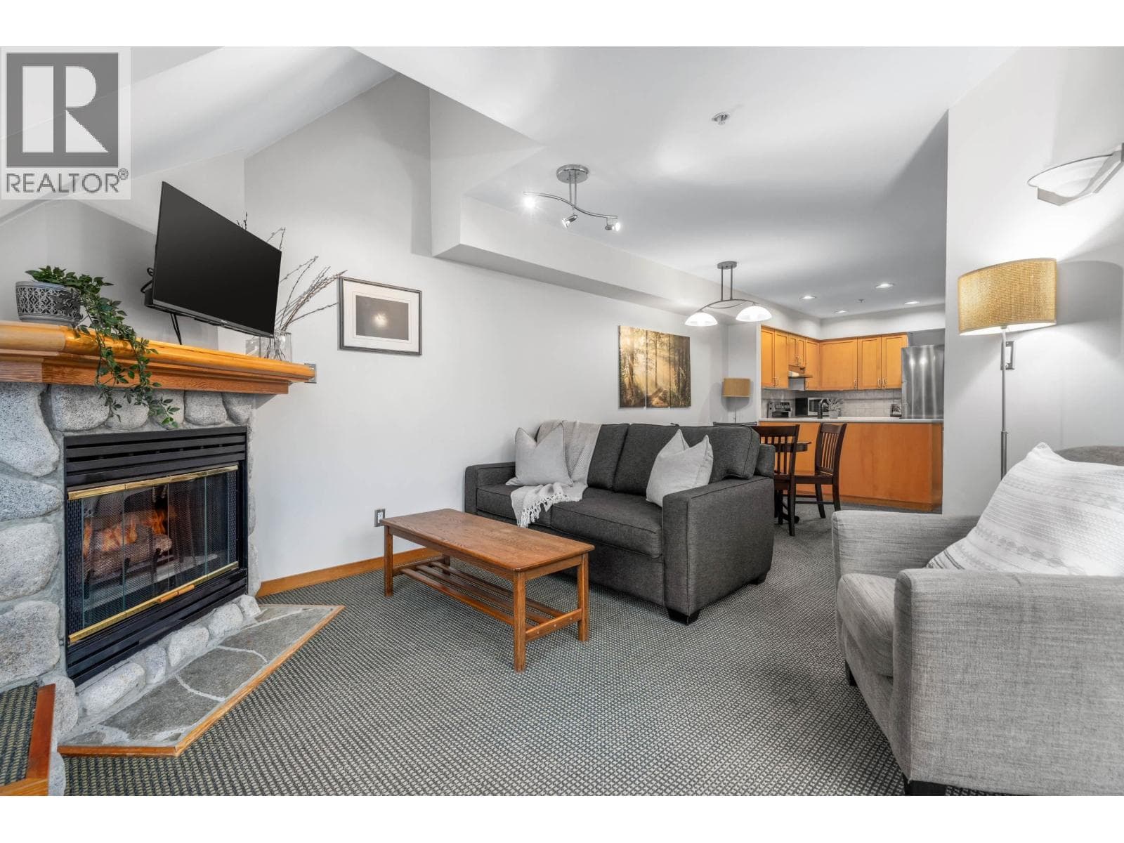 217 2050 LAKE PLACID ROAD, Greater Vancouver — photo 4