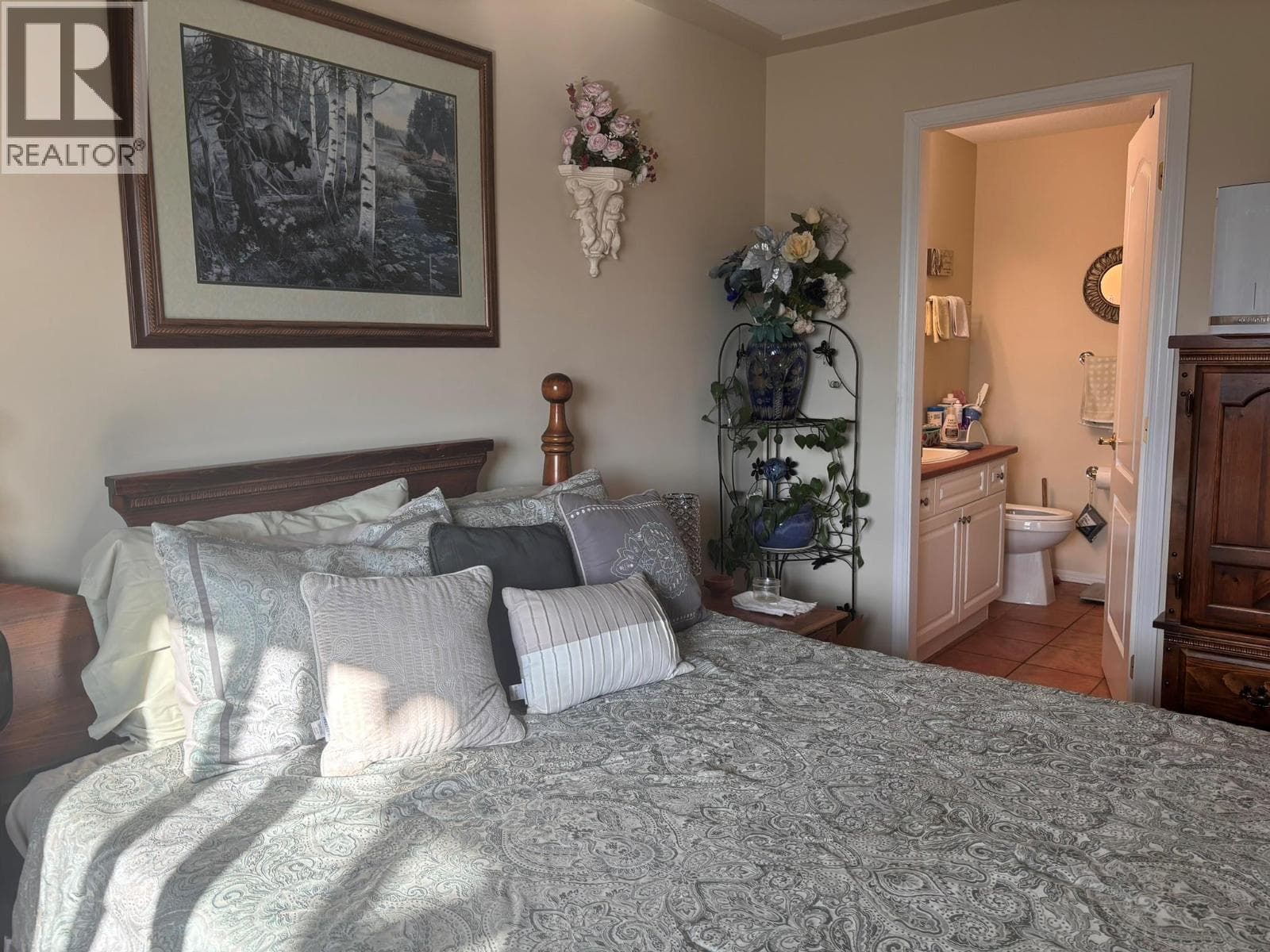 2169 FLAMINGO ROAD UNIT 304, Interior REALTORS® — photo 2
