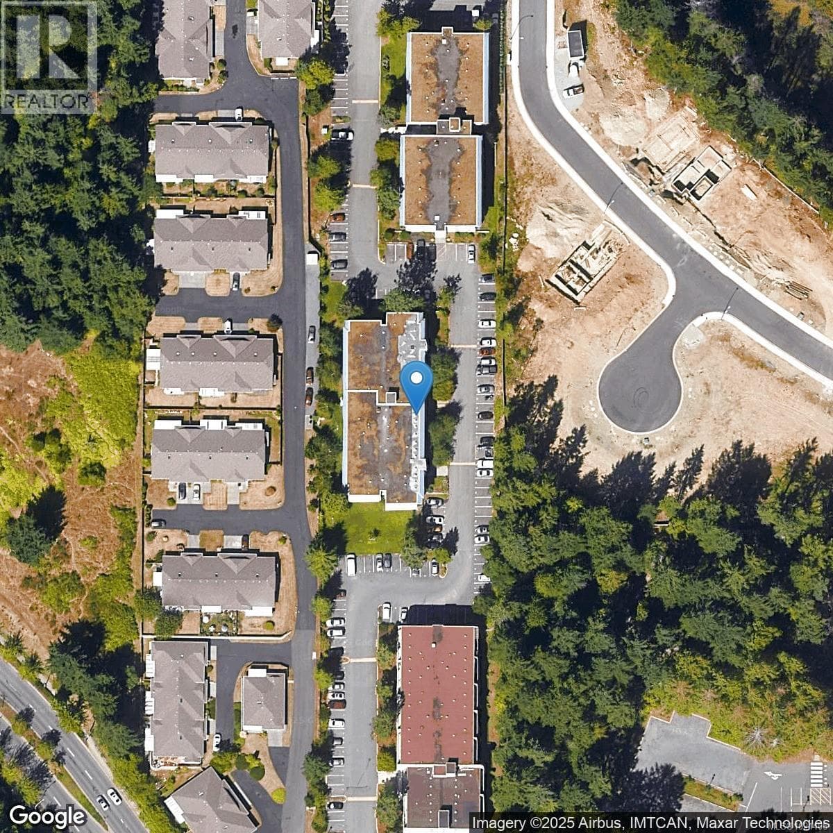 310 4724 UPLANDS DRIVE, Vancouver Island — photo 3