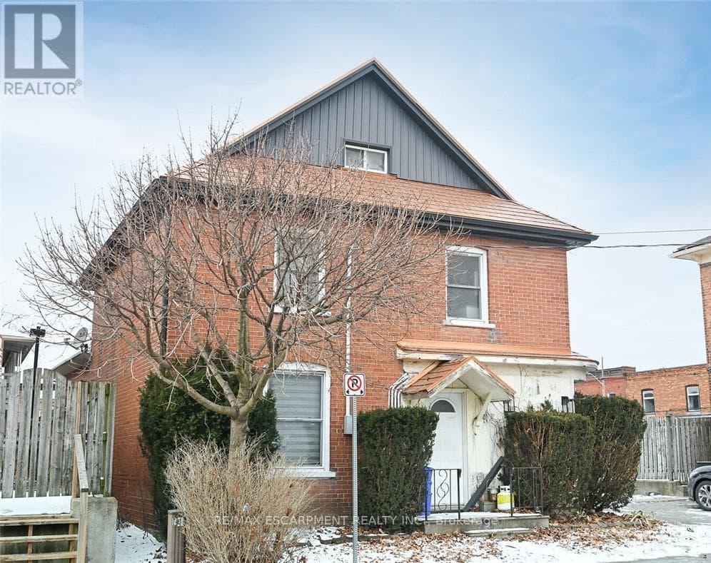 6 HOWARD STREET in 