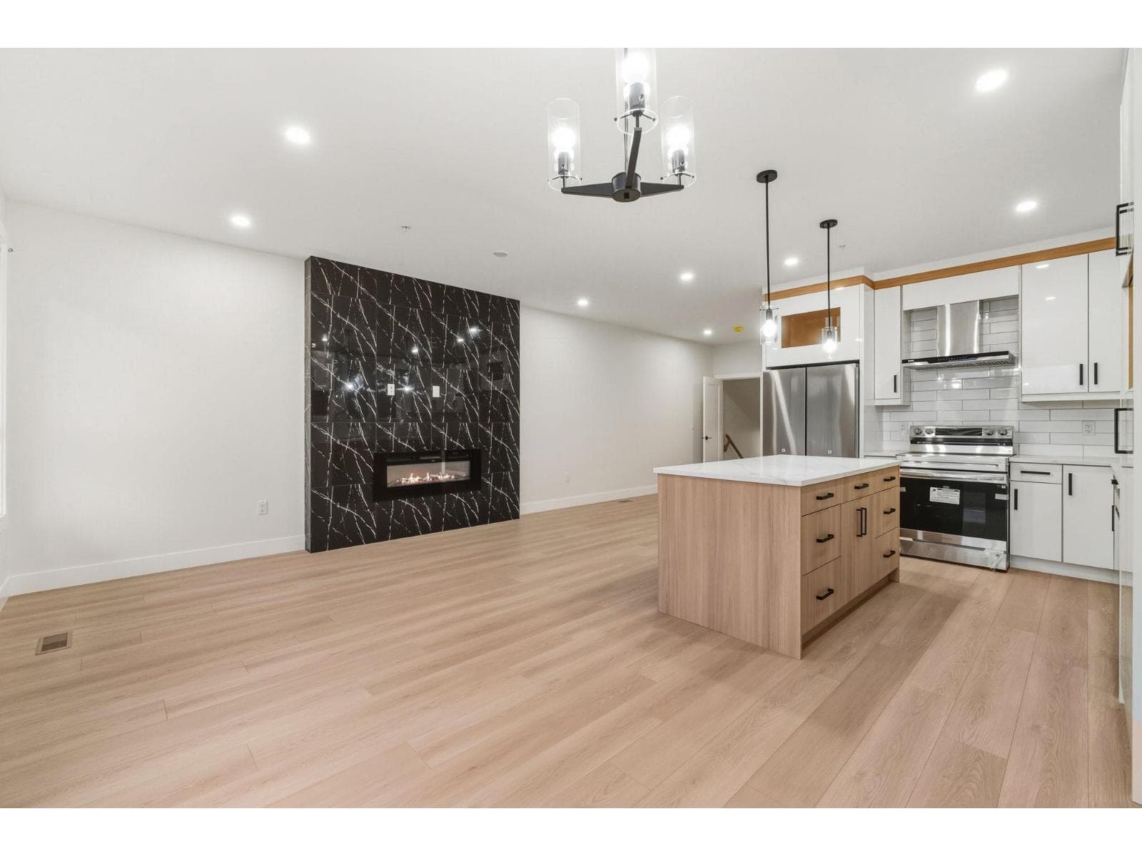 32529 HIGGINBOTTOM COURT — photo 3