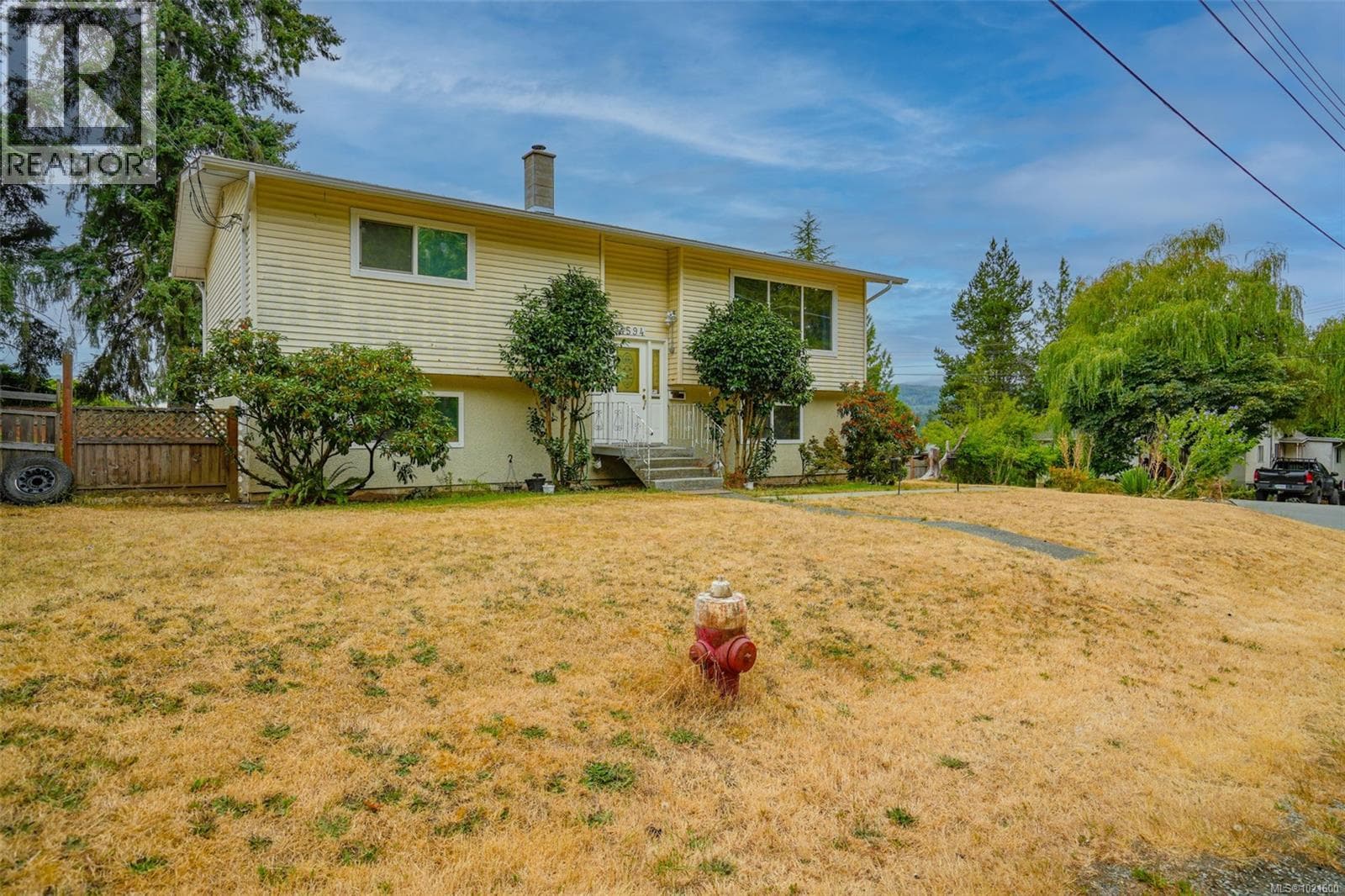 4594 ALWYN STREET in 