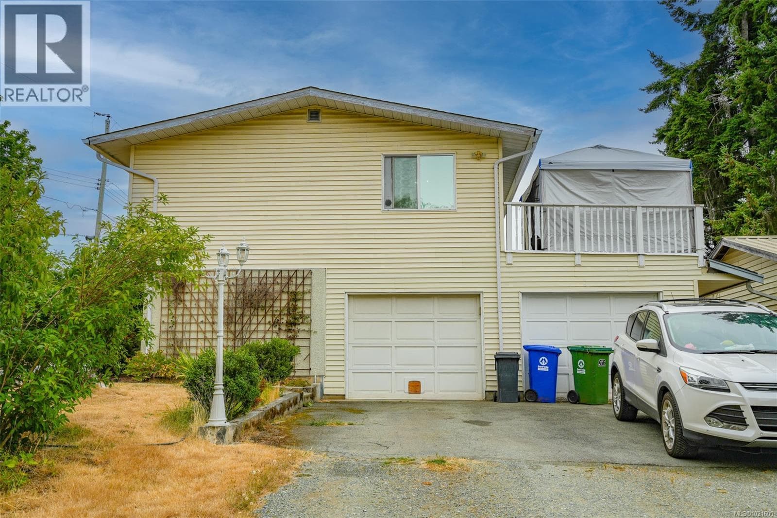 4594 ALWYN STREET, Vancouver Island — photo 4