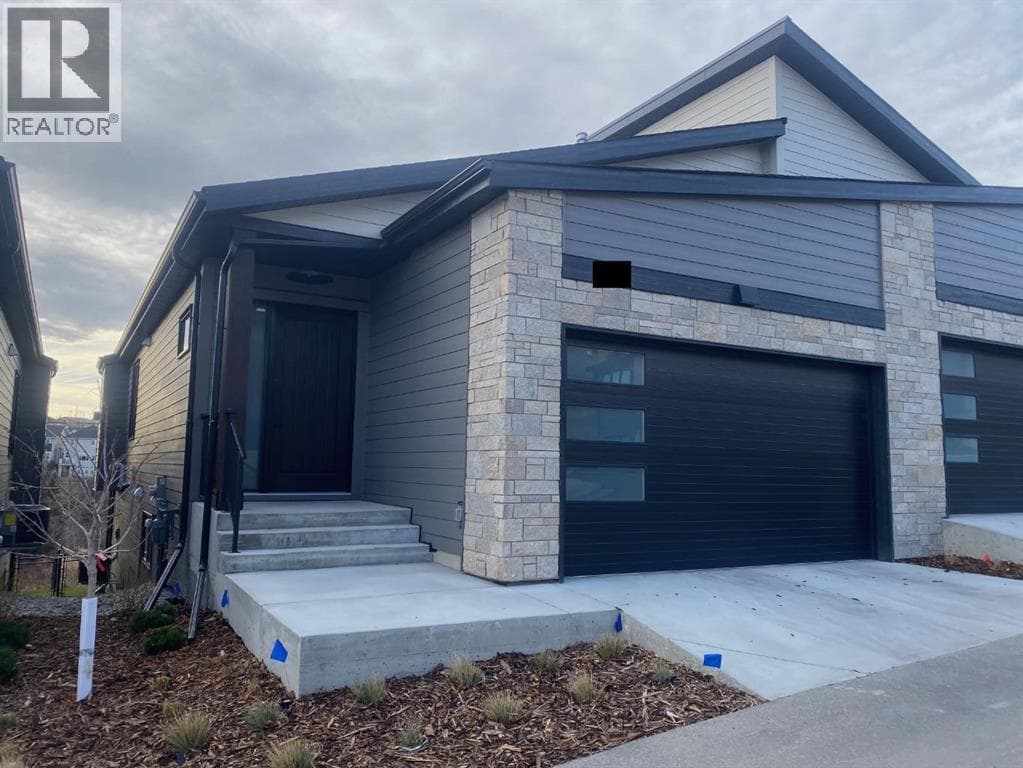 31 ROYAL BIRCH STREET NORTHWEST — photo 2