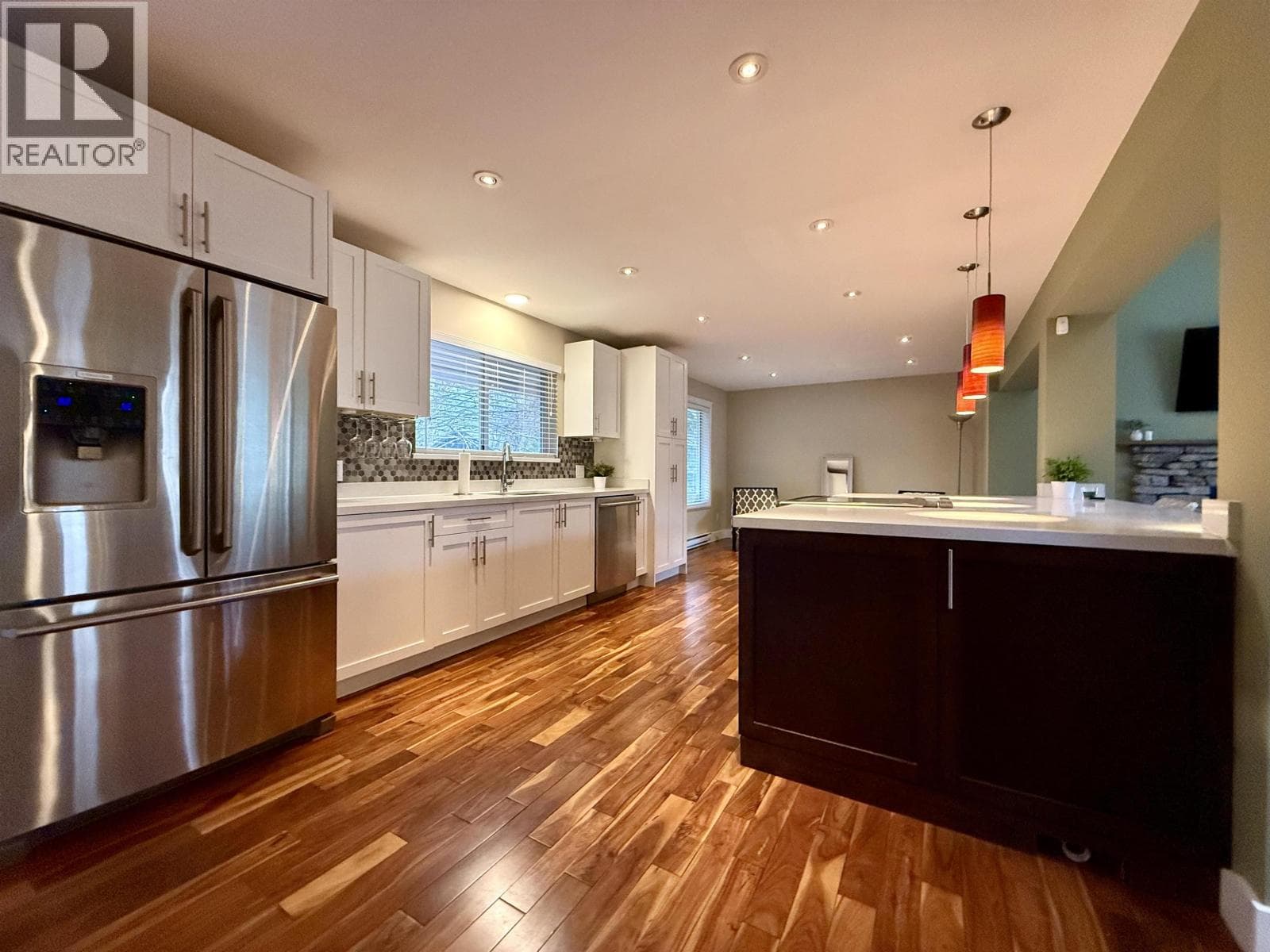 1510 MACDONALD PLAZA, Greater Vancouver — photo 4