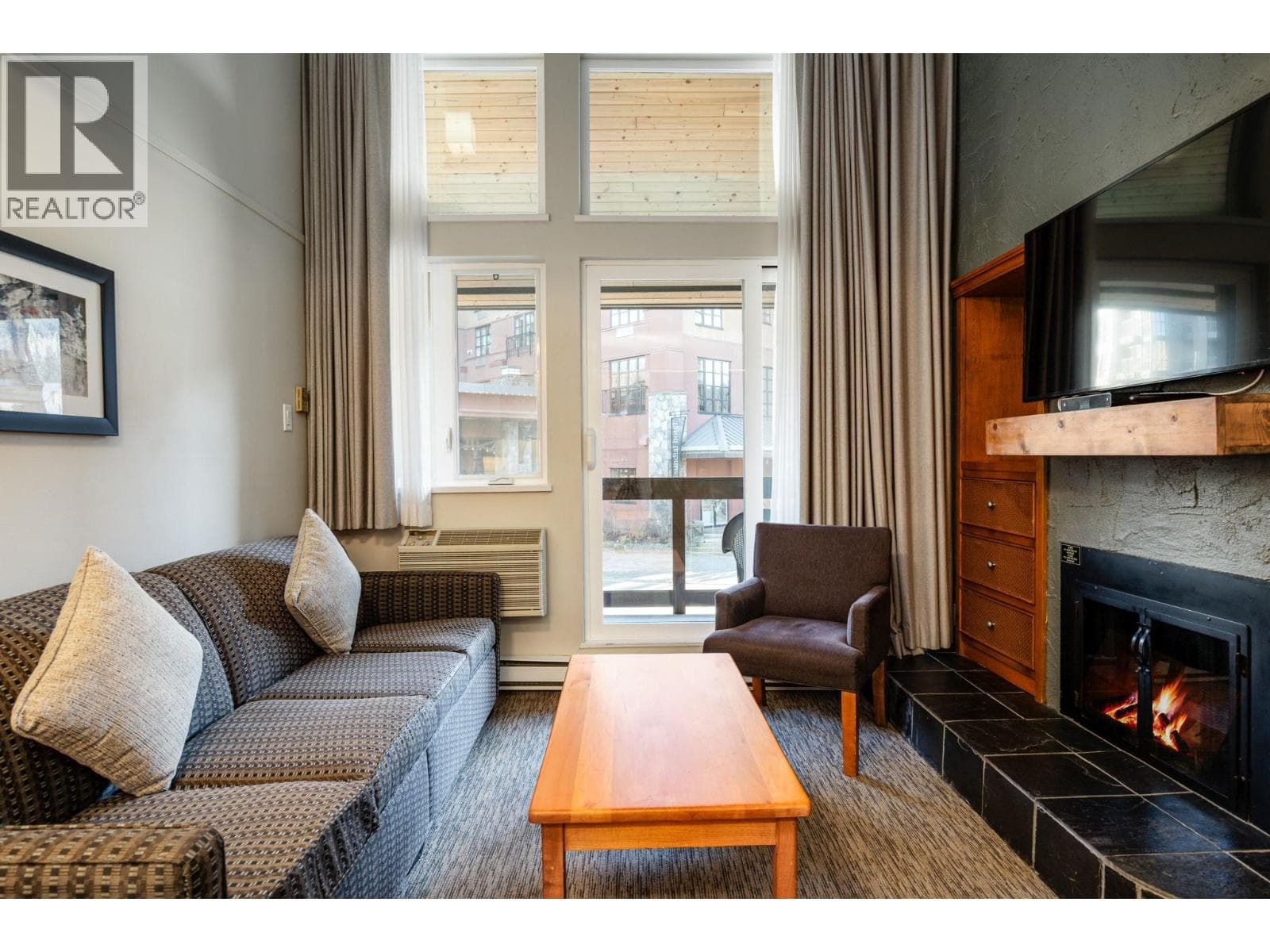 210 4420 SUNDIAL PLACE — photo 3