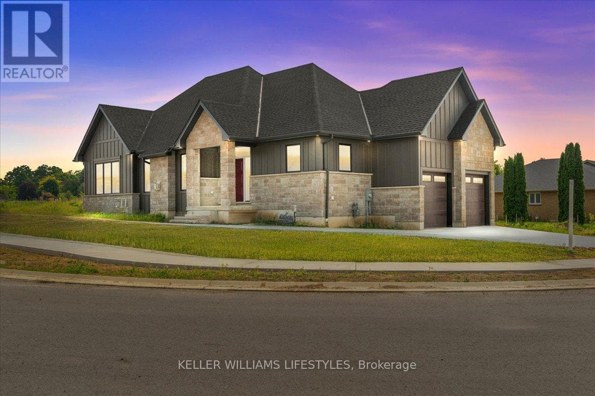 39 EAST GLEN DRIVE in 
