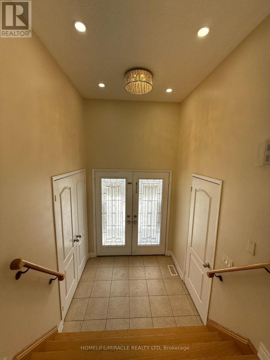 71 SEWARD CRESCENT, Toronto — photo 4