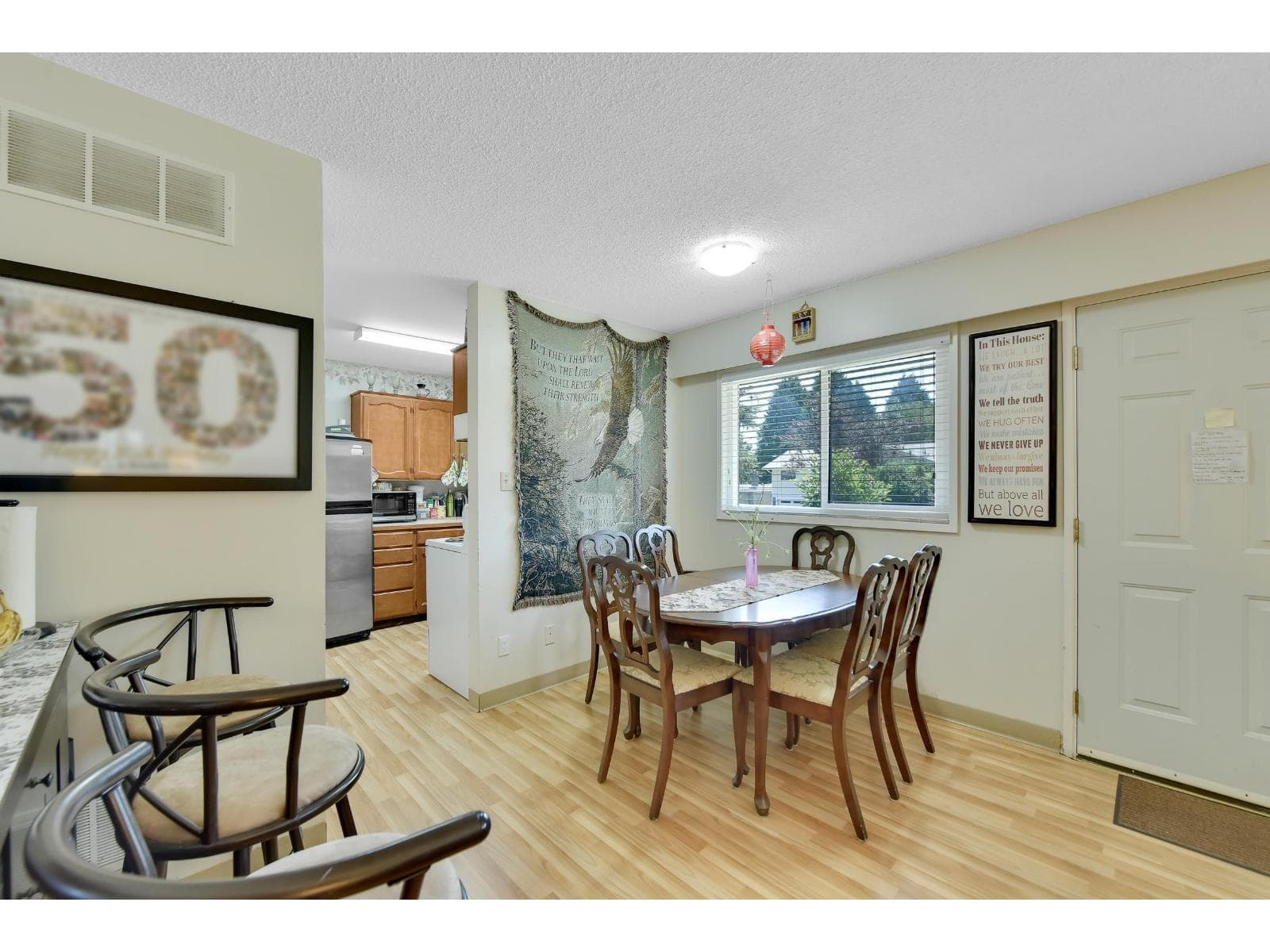15835 RUSSELL AVENUE, Fraser Valley — photo 2