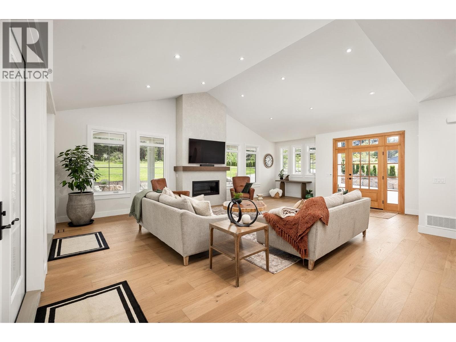 4135 JUNE SPRINGS ROAD, Interior REALTORS® — photo 4