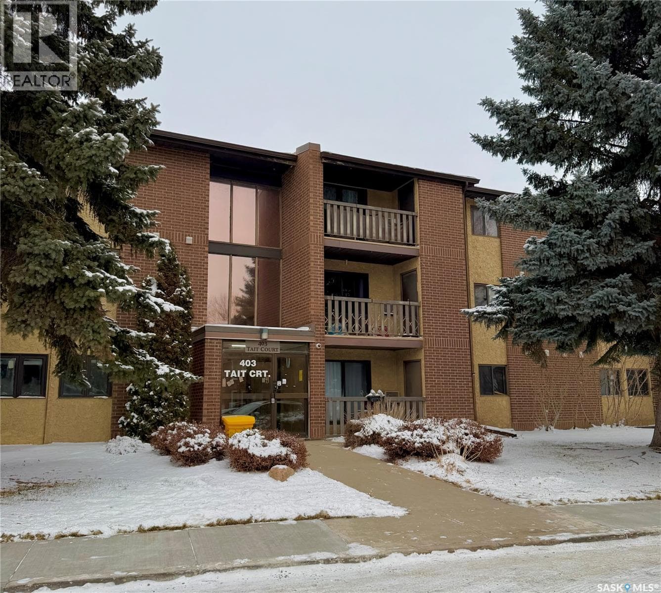 106 403 Tait COURT in Wildwood