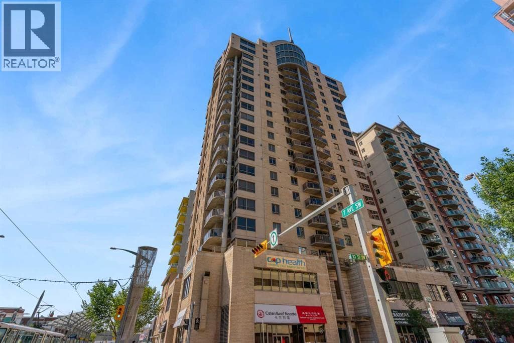 2003, 683 10 Street SW in DOWNTOWN WEST END