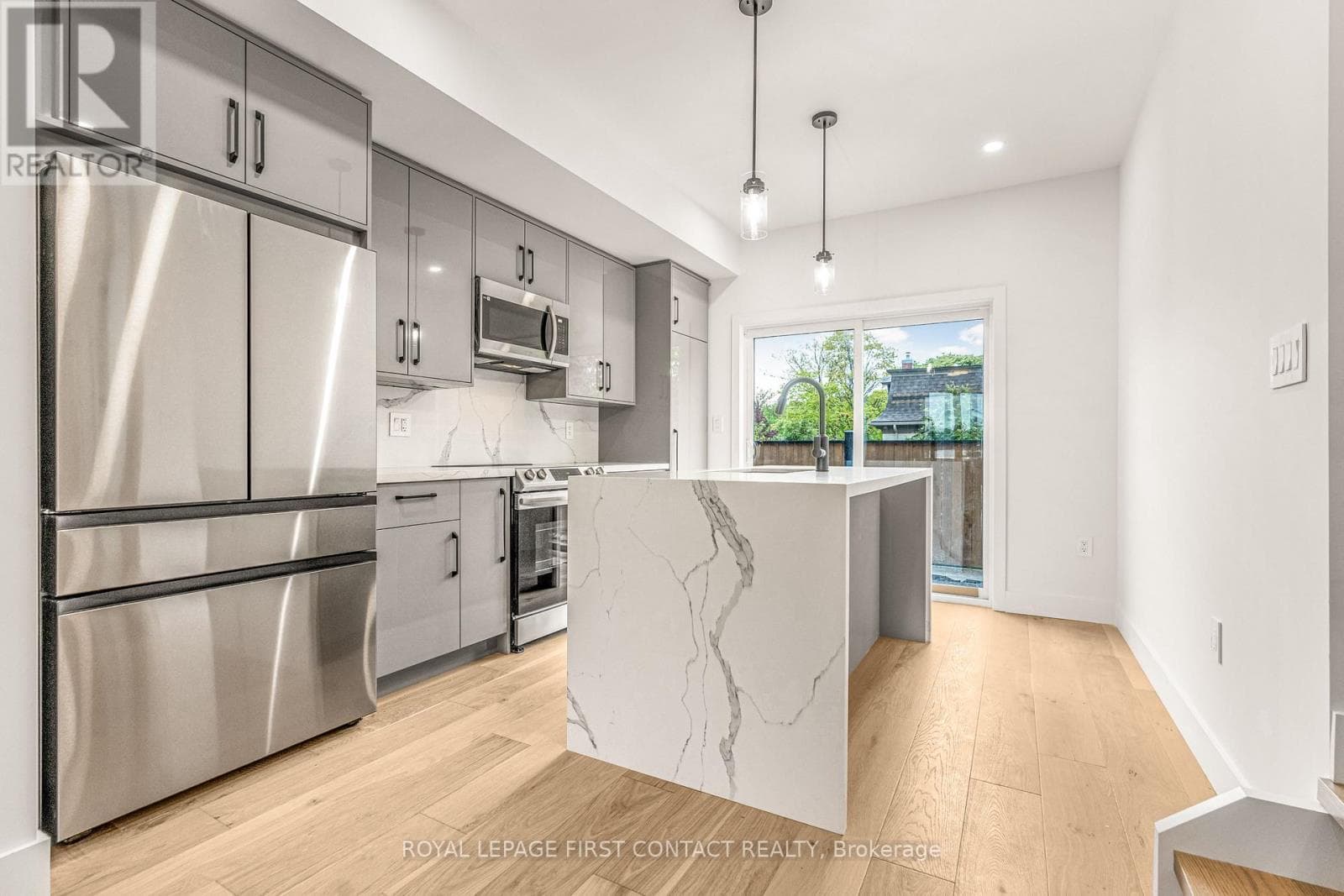 12 ALDERWOOD LANE, Toronto — photo 5