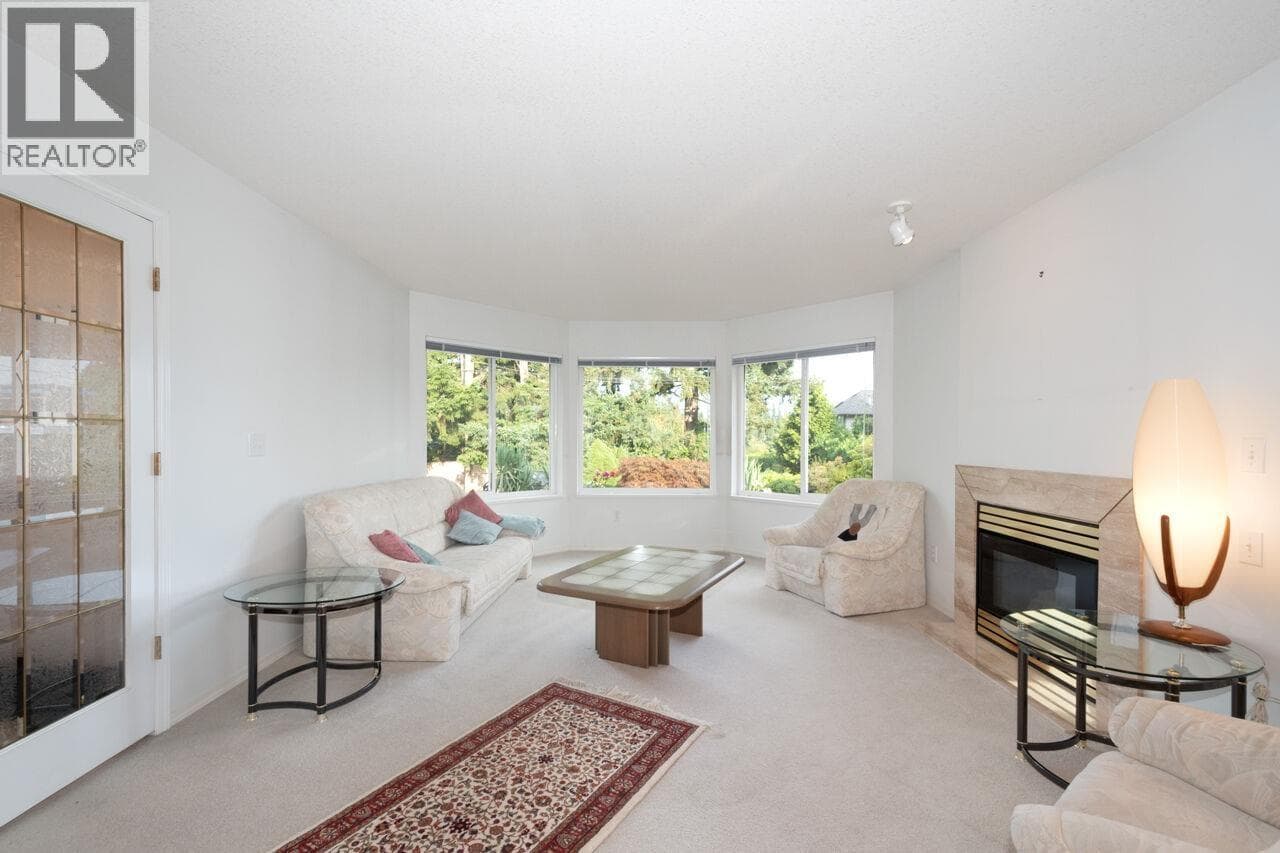 937 WESTMOUNT DRIVE, Greater Vancouver — photo 3