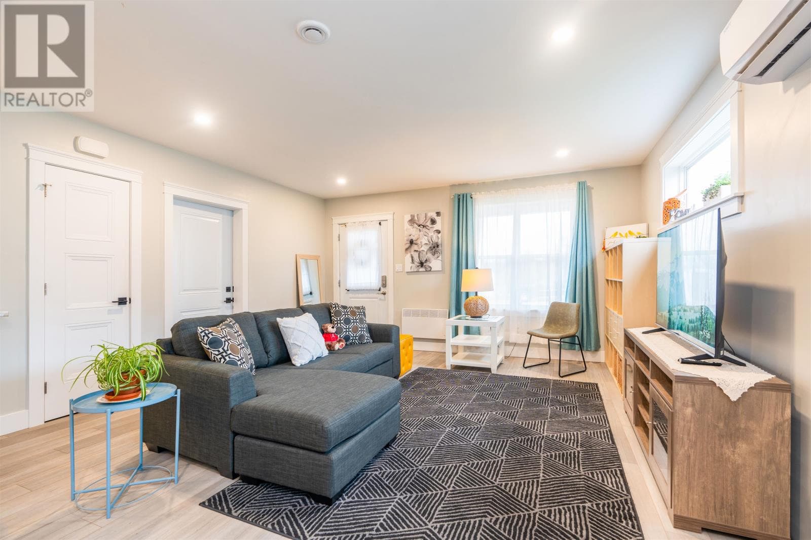 33-35 AIDAN Street, PEIA — photo 4