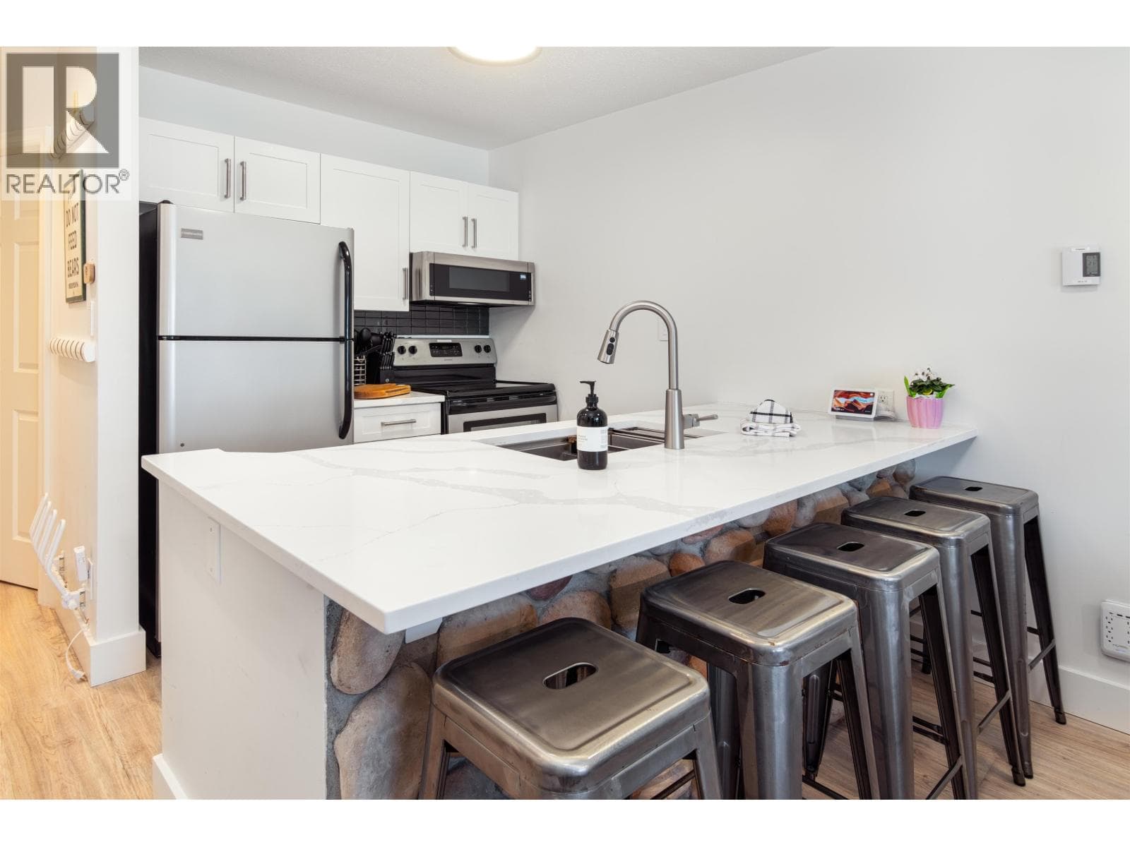 204 4360 LORIMER ROAD in 