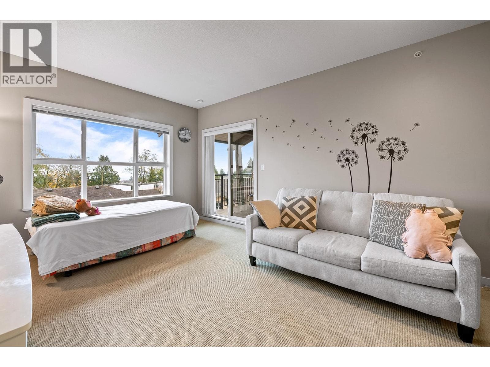 417 5885 IRMIN STREET — photo 5