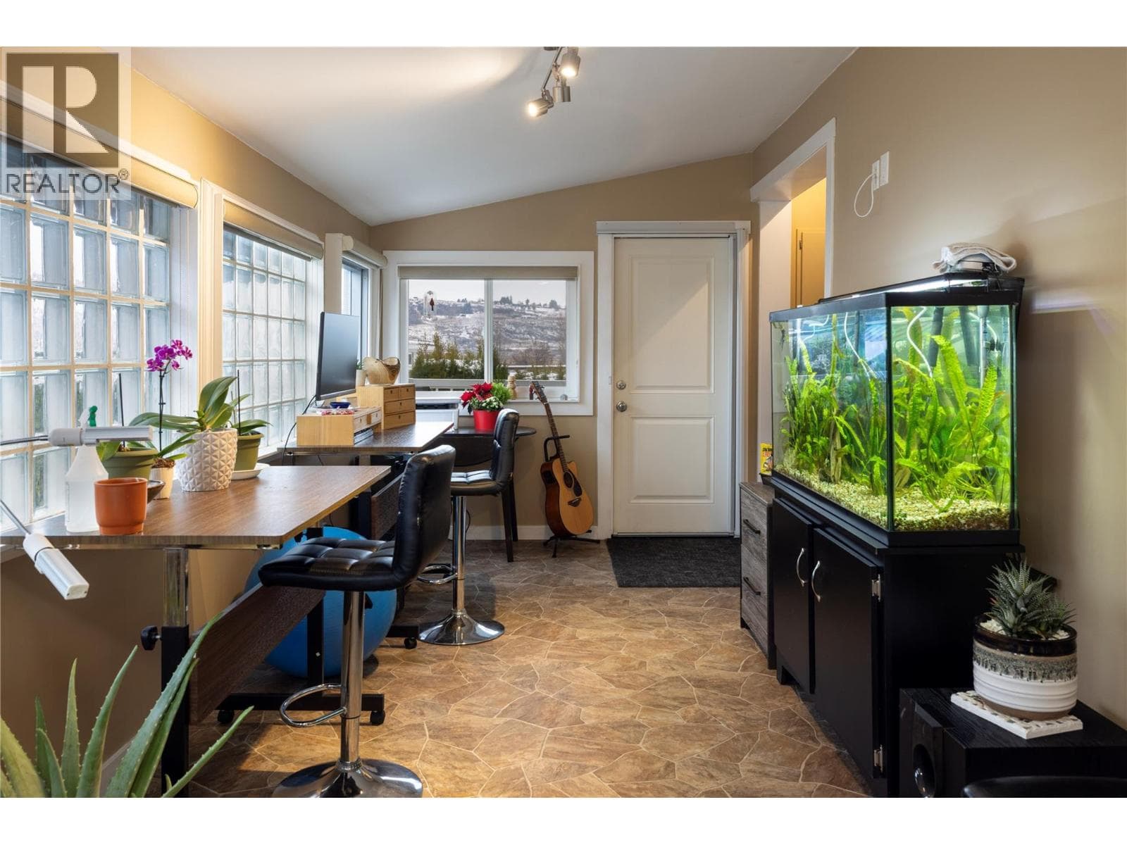 8000 Highland Road Unit# 164, Interior REALTORS® — photo 4
