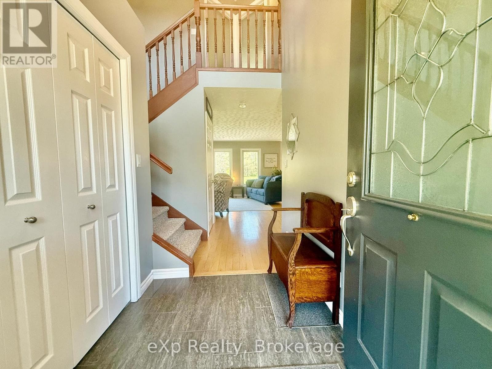 323237 DURHAM ROAD E — photo 2