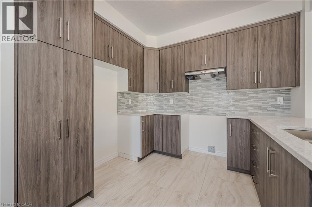 306 ROBERT WOOLNER Street, Cornerstone — photo 4