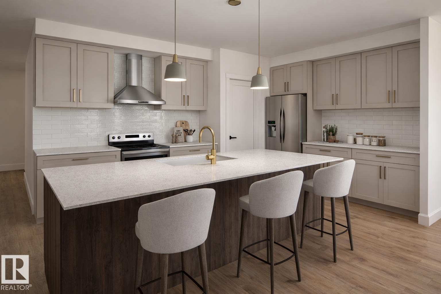10202 92A AV, Edmonton — photo 3