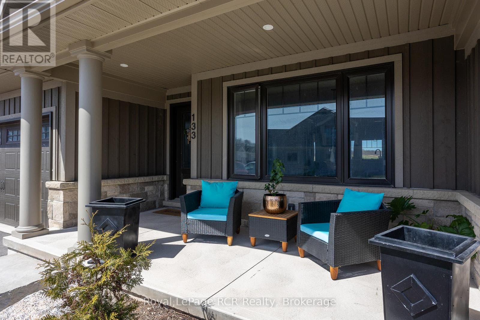 133 HAWTHORN CRESCENT, OnePoint — photo 5