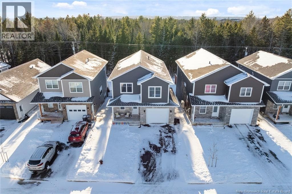27 WEAVERS WAY, New Brunswick — photo 3