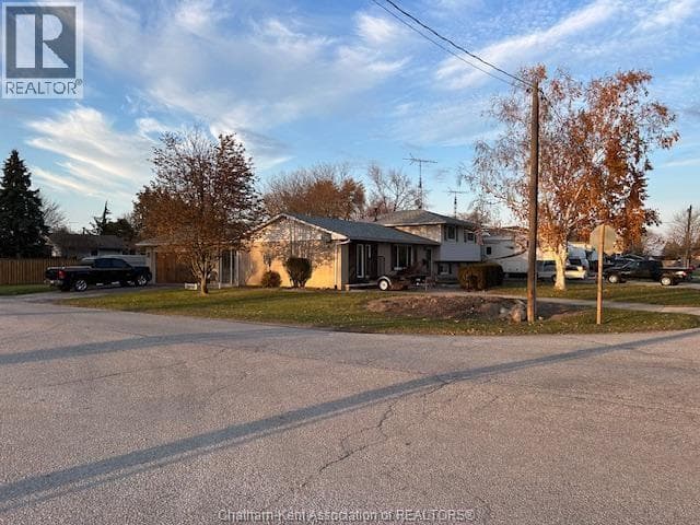 3 Thibodeau STREET, Chatham Kent — photo 3