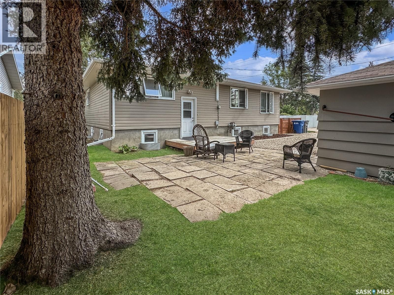614 GODKIN AVENUE — photo 4