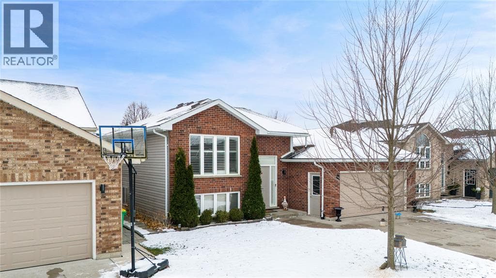 4015 ROSEMOUNT DRIVE, Sarnia — photo 2