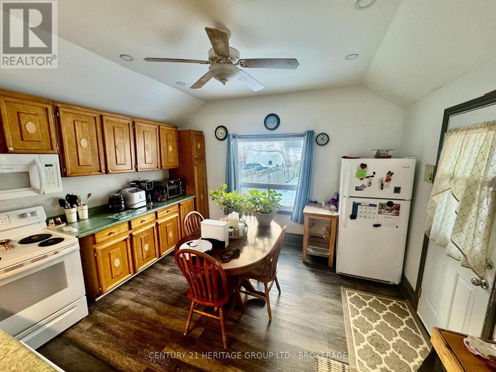 123 MILL STREET — photo 4