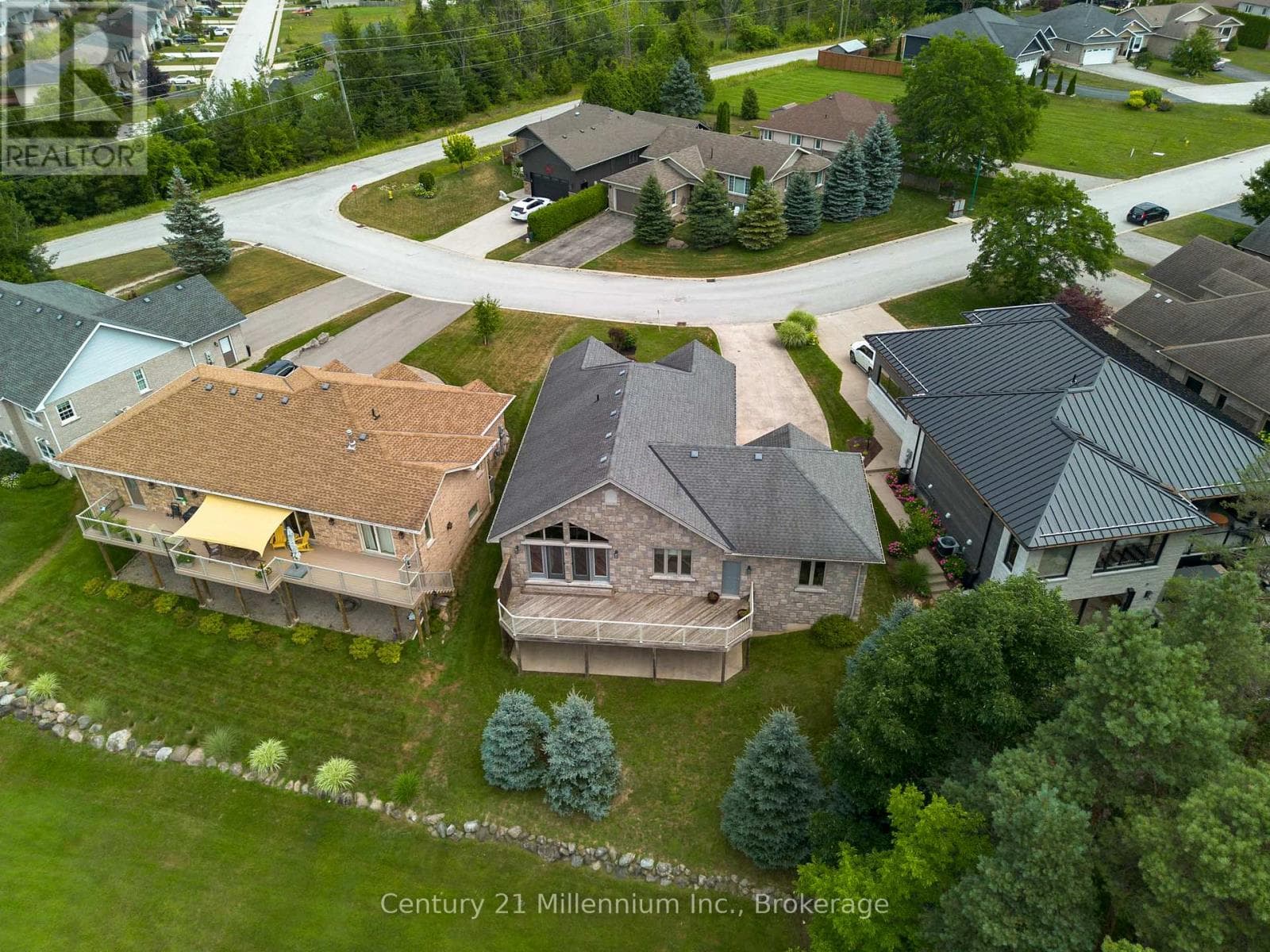 6 GLEN ABBEY COURT, OnePoint — photo 4