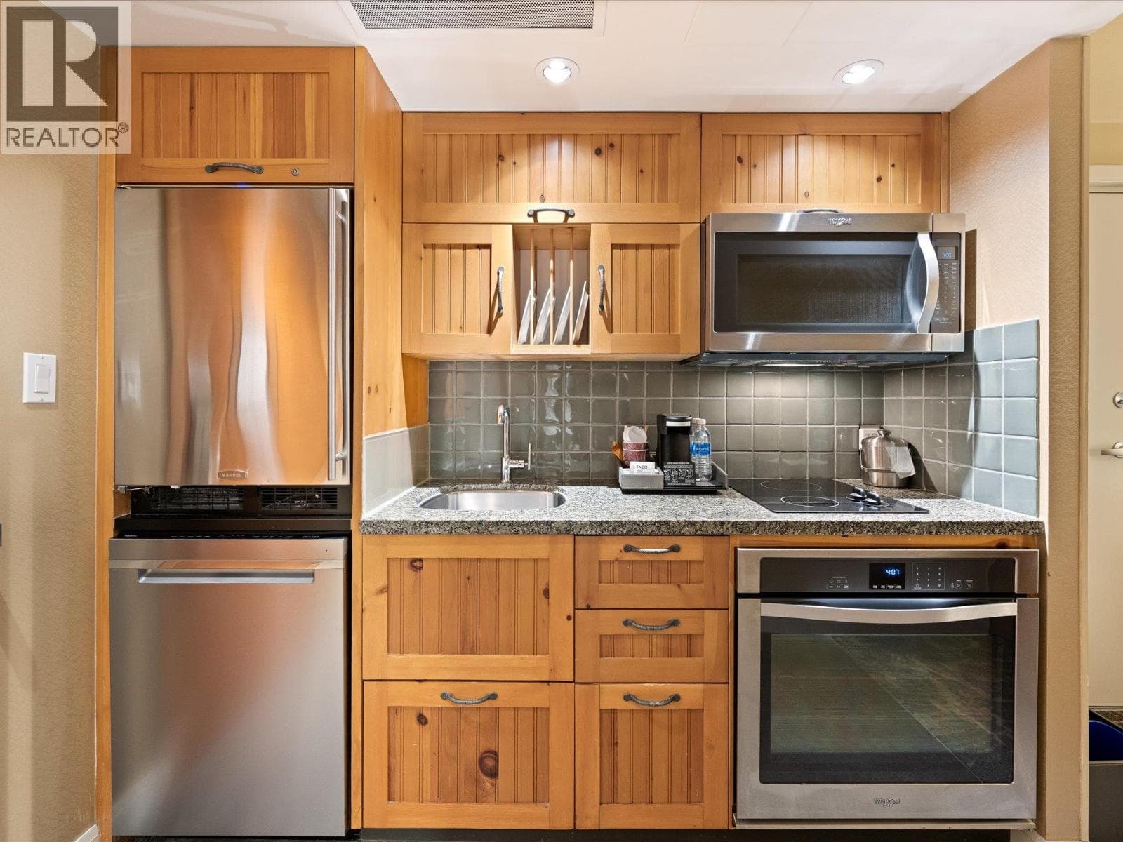 516 4090 WHISTLER WAY, Greater Vancouver — photo 4