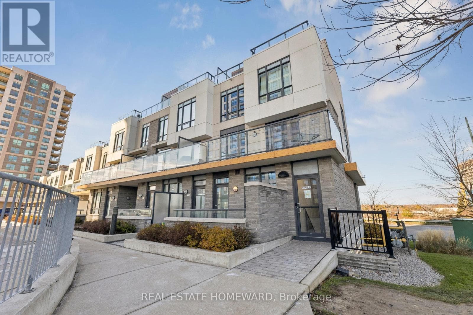 21 - 1245 BAYLY STREET in Bay Ridges