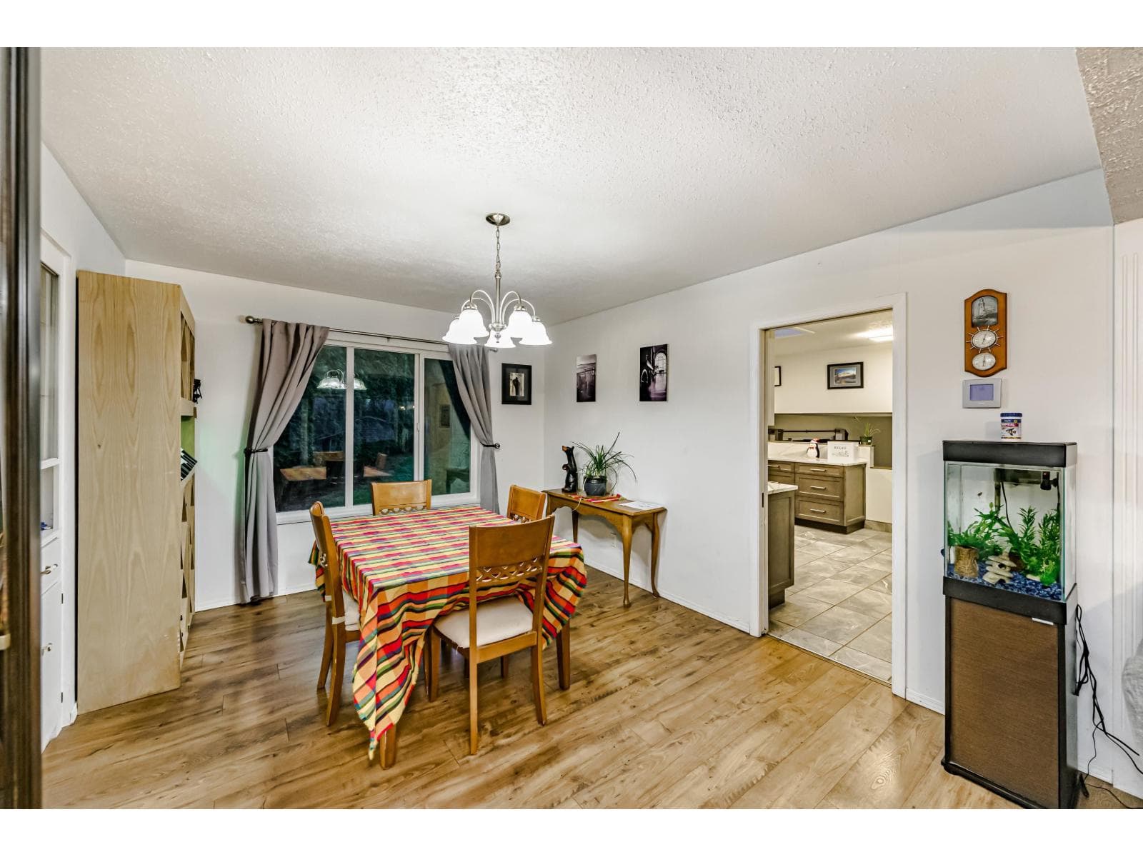 2523 SUNNYSIDE CRESCENT, Fraser Valley — photo 3