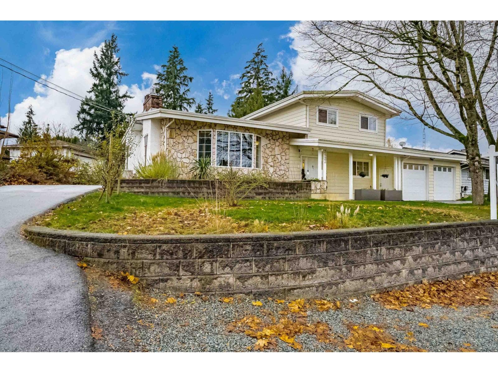2523 SUNNYSIDE CRESCENT, Fraser Valley