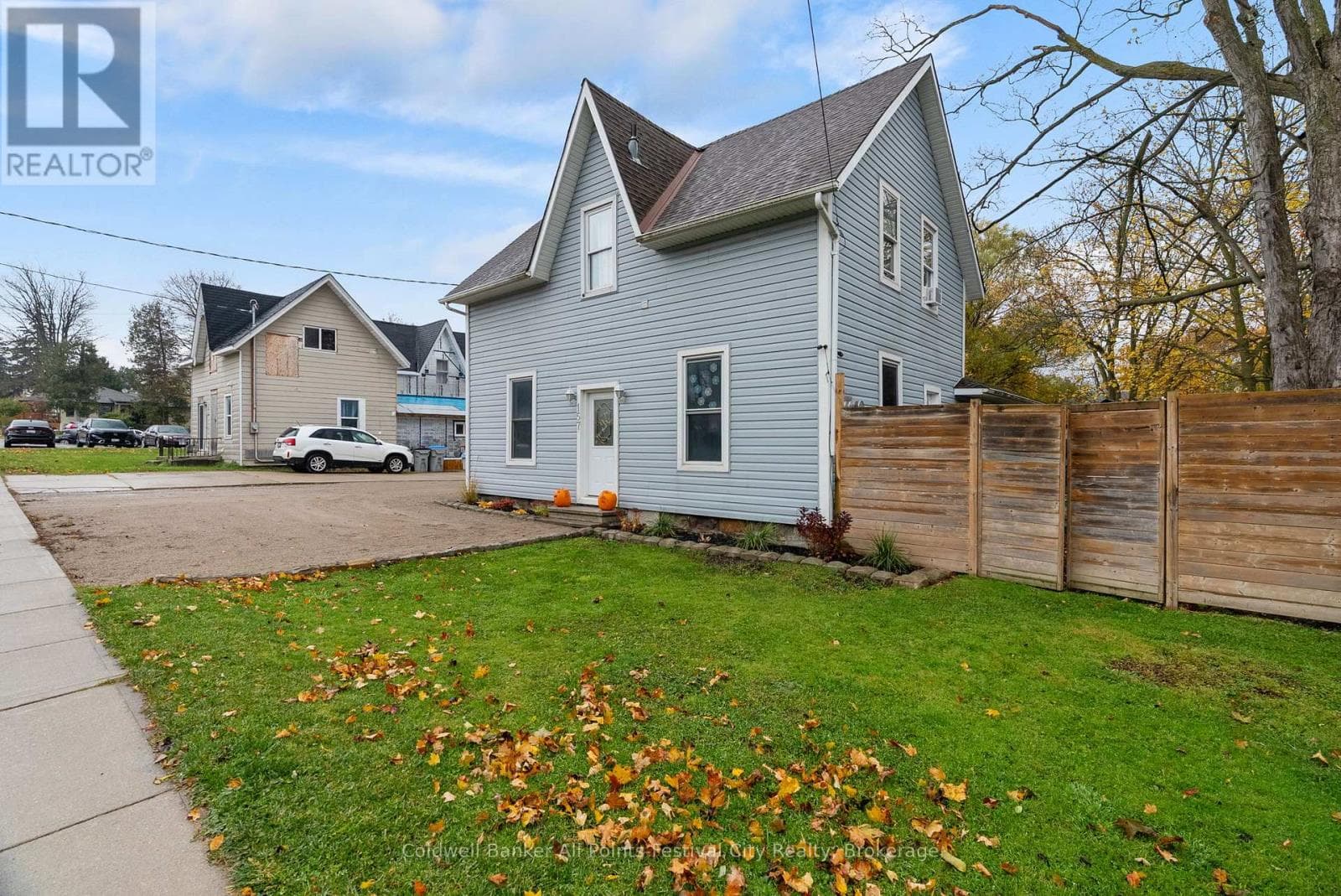 157 ALBERT STREET — photo 5