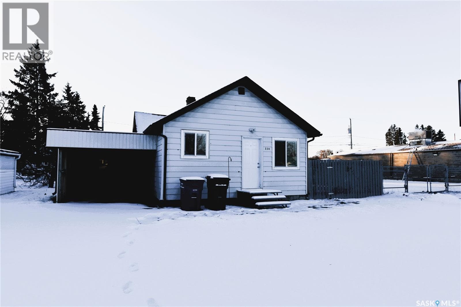 334 7th AVENUE W — photo 2