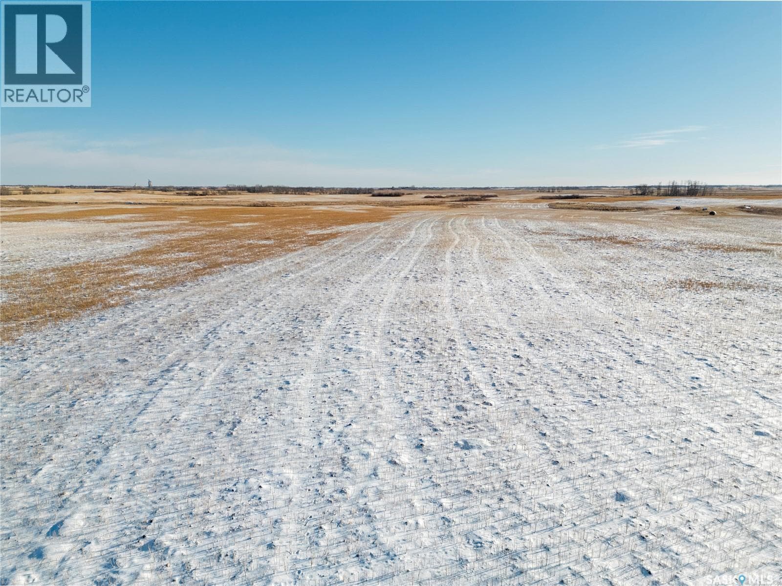 140 Acres - Melville, Saskatchewan — photo 2