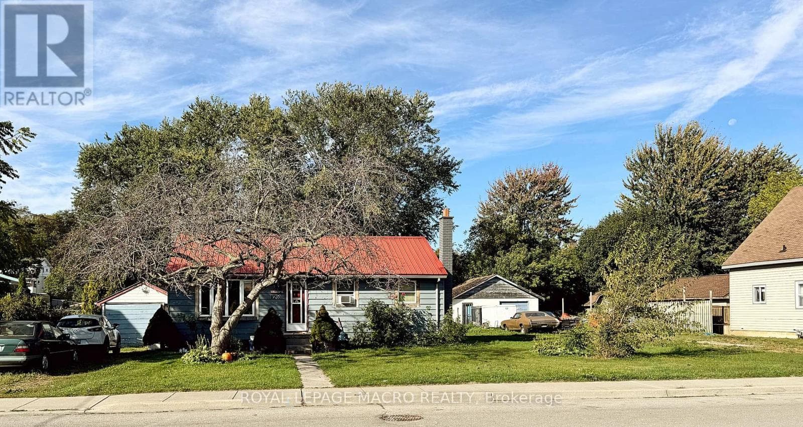128 METCALFE STREET SOUTH in 