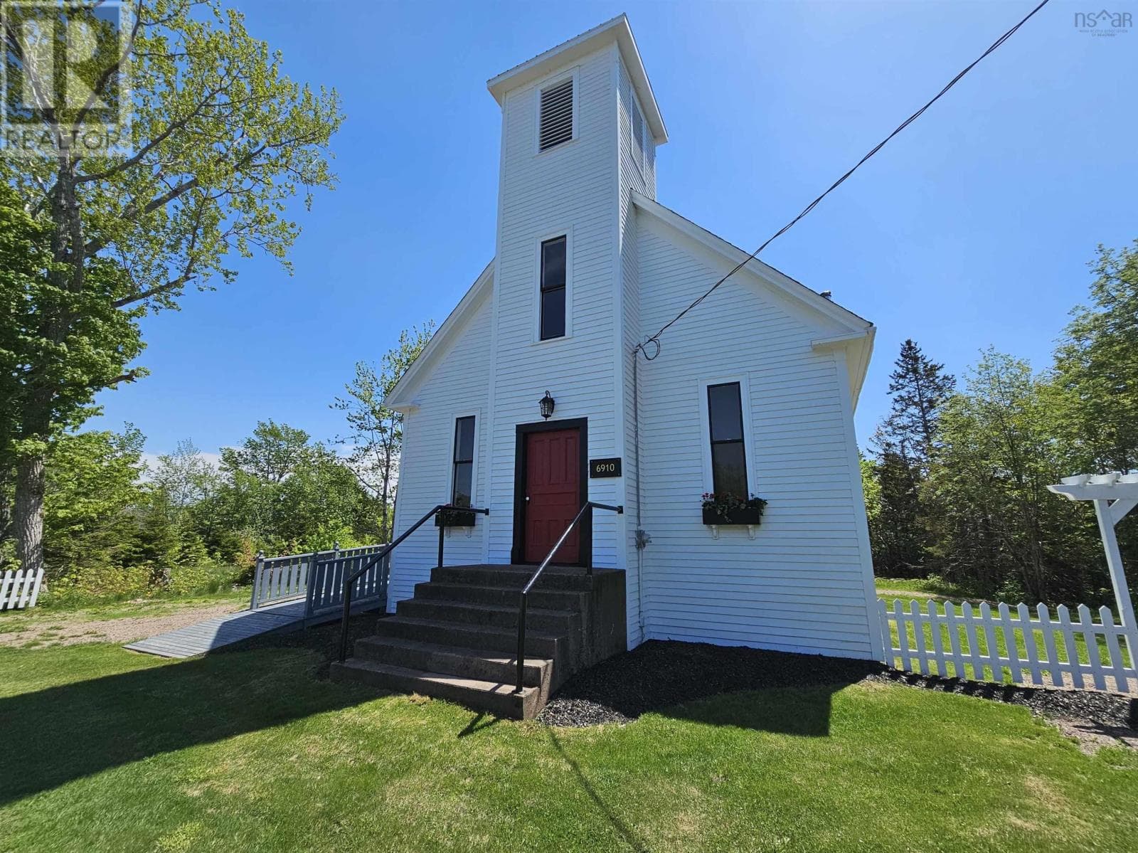 6910 HIGHWAY 2, NSAR — photo 3