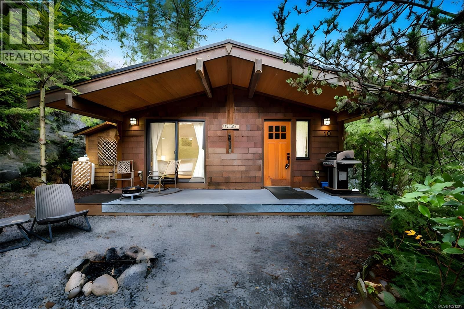10 6574 Baird Rd, Victoria — photo 3