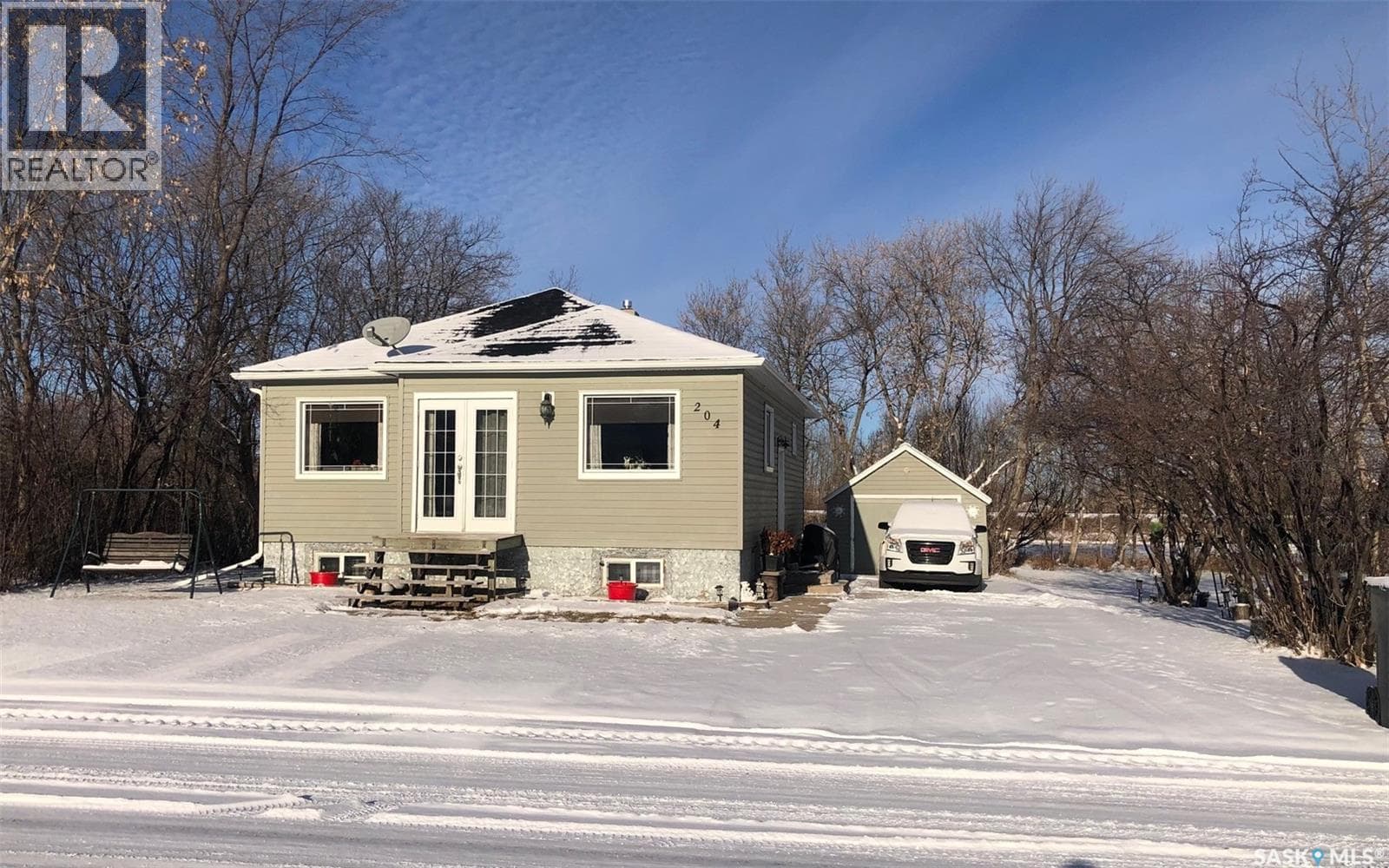 204 Charter AVENUE in 