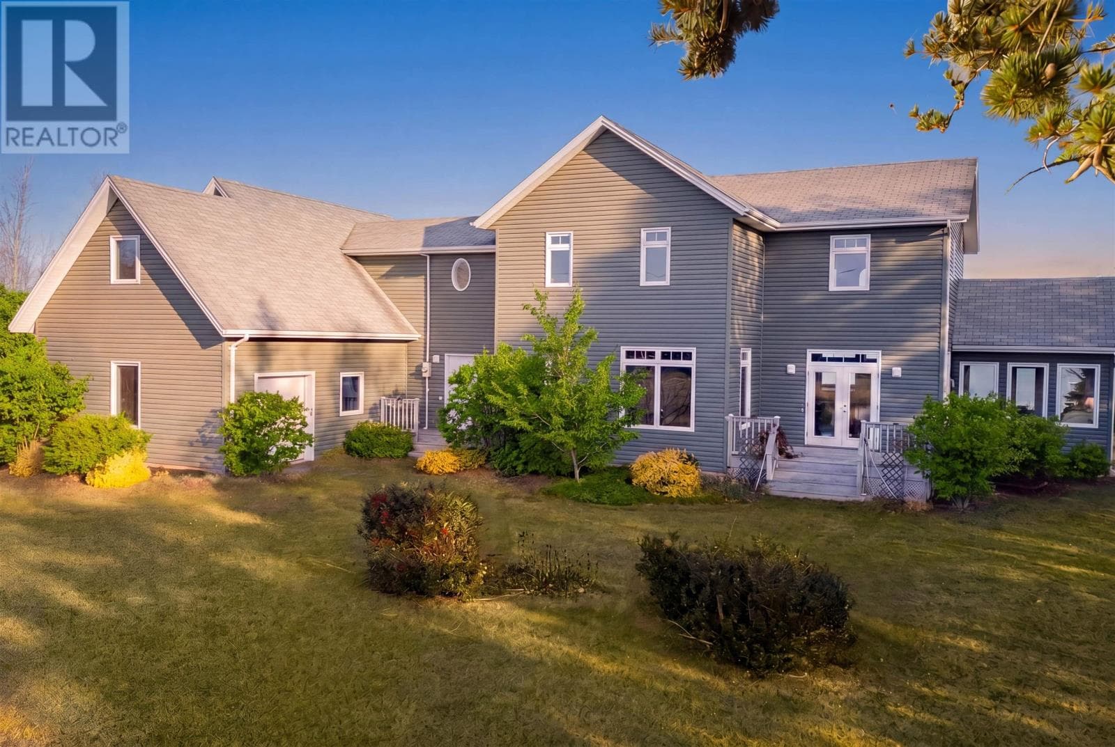 110 ALEXANDER CRESCENT, PEIA — photo 2