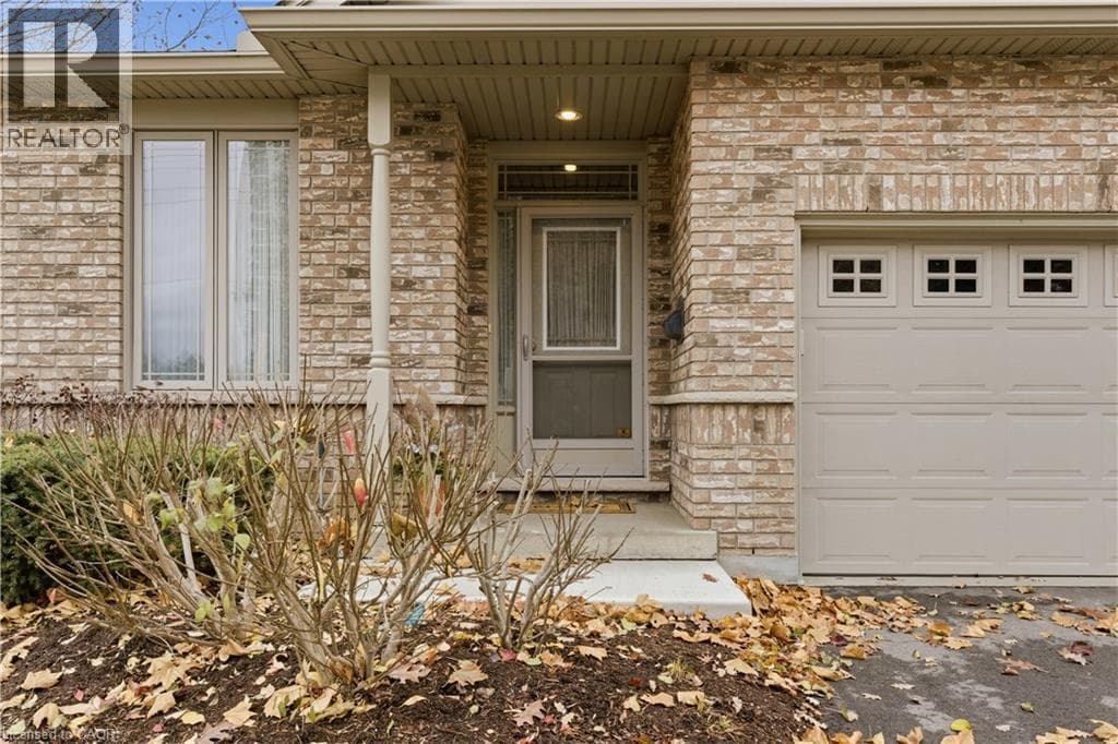 20 ISHERWOOD Avenue Unit# 1 — photo 3