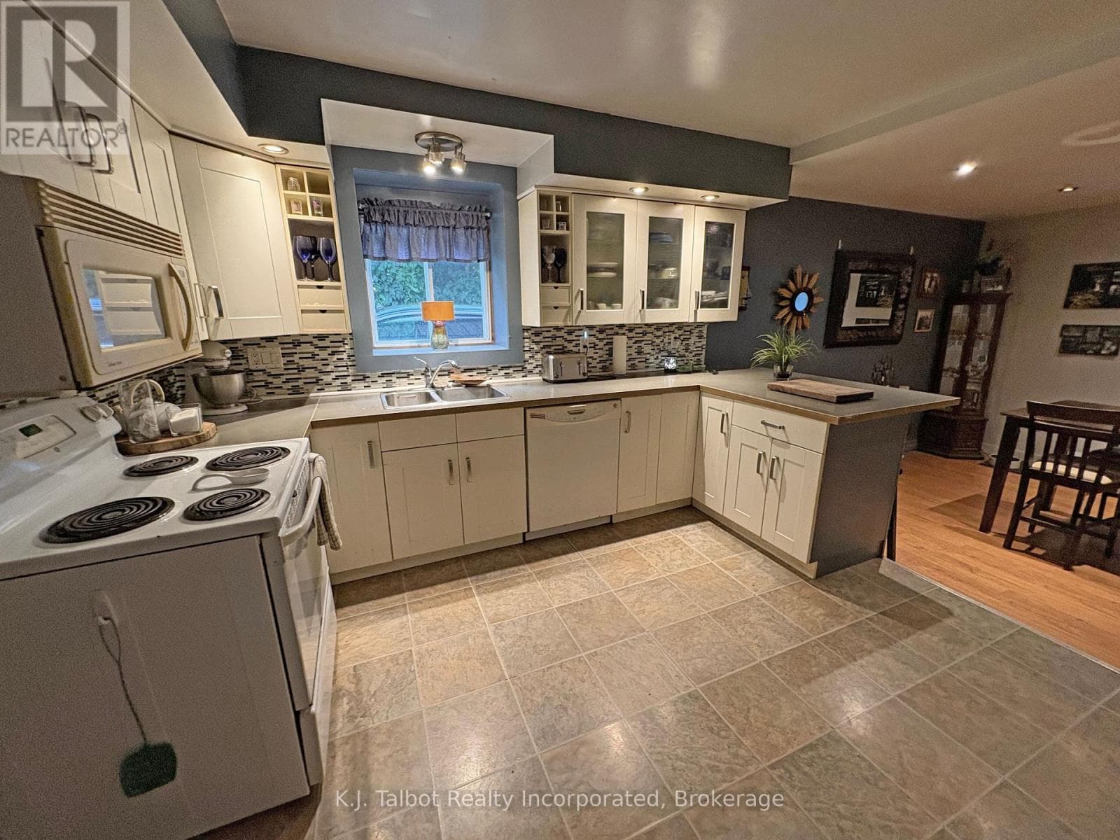 82044 BLUEWATER HIGHWAY, OnePoint — photo 4
