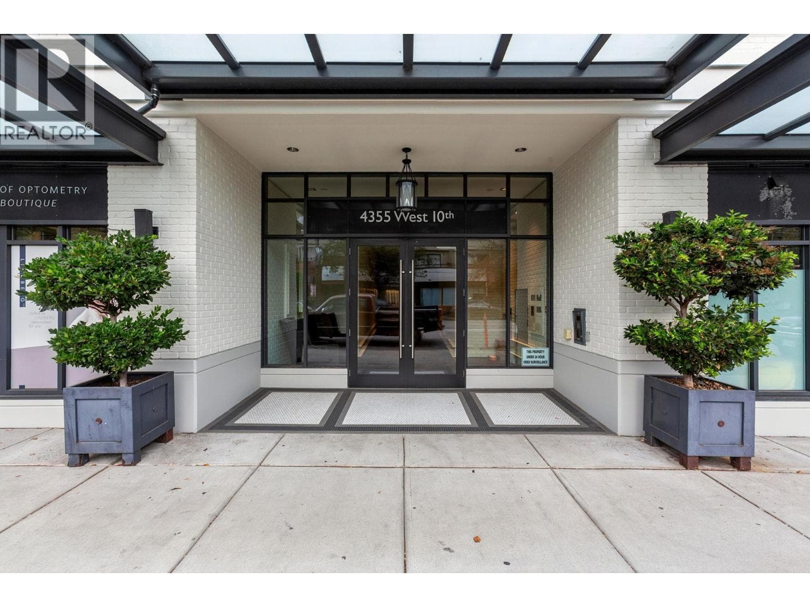 306 4355 W 10TH AVENUE in West Point Grey